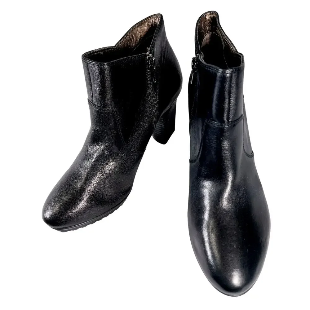 NWOT! EASY SPIRIT! BLACK GENUINE LEATHER CHUNKY HEELED ZIPPER ANKLE BOOTS! 9W